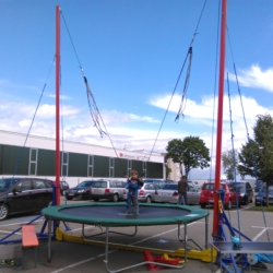 1er Bungee Trampolin